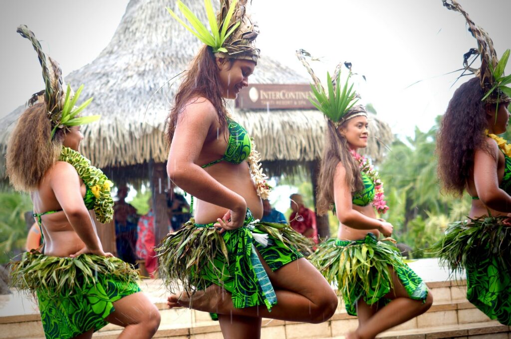 Tahiti dance croisière oceania cruises